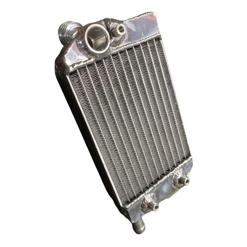 RADIATOR ⇢2008. Thermo in tank