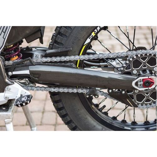 2M Carbon Swingarm Guards TRS 16-22