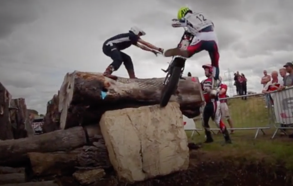 SuperTrial crash video